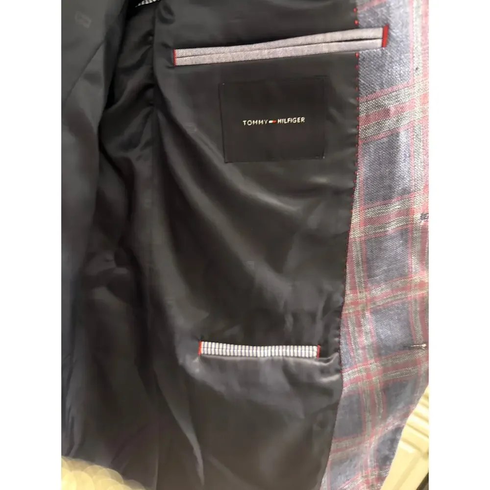 Tommy Hilfiger size 46r